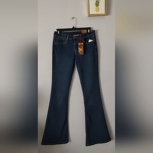 Lee Cooper Jeans Women Size 27  Soft And Comfortable 5 Pockets  New With tags